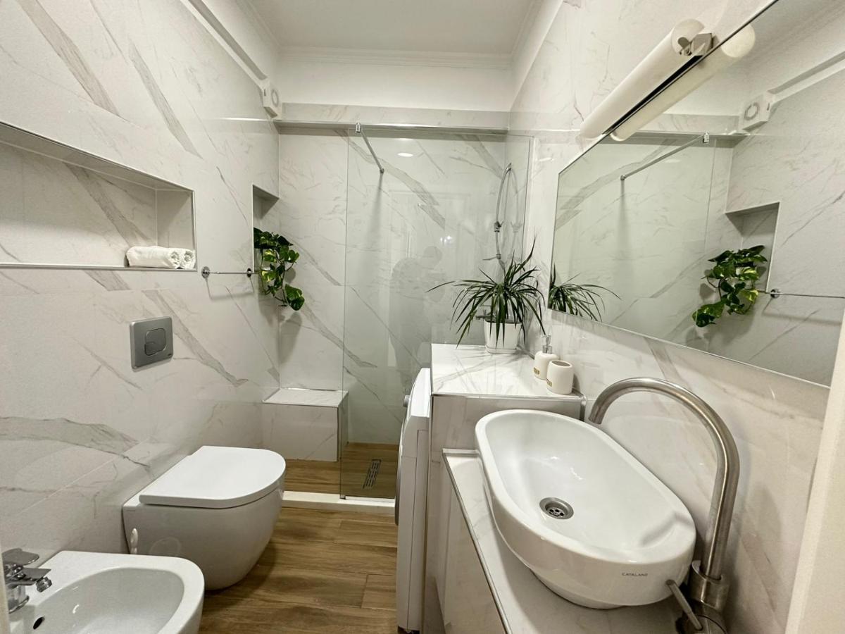 Home Aquamarine & Residence Vlorë Dış mekan fotoğraf