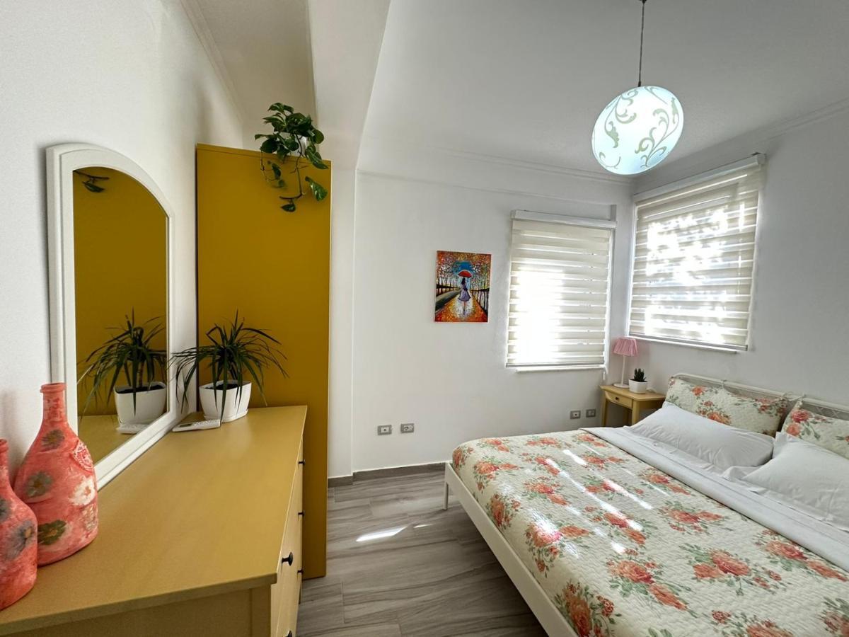 Home Aquamarine & Residence Vlorë Dış mekan fotoğraf