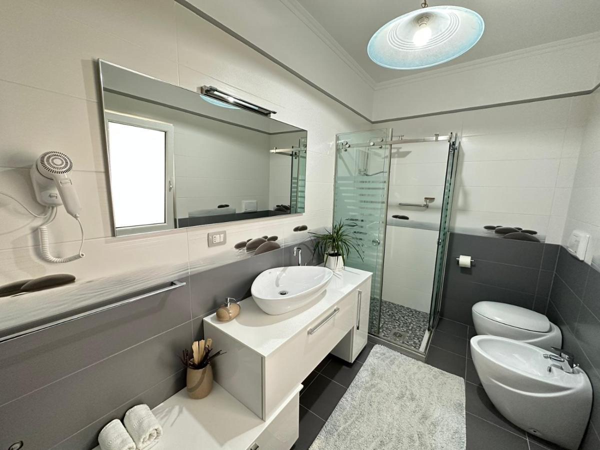 Home Aquamarine & Residence Vlorë Dış mekan fotoğraf